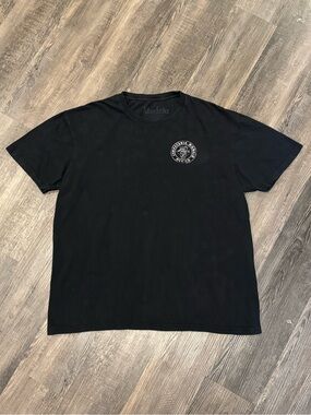 Modelo Black Short-Sleeve Crew Tee with Small Chest Badge